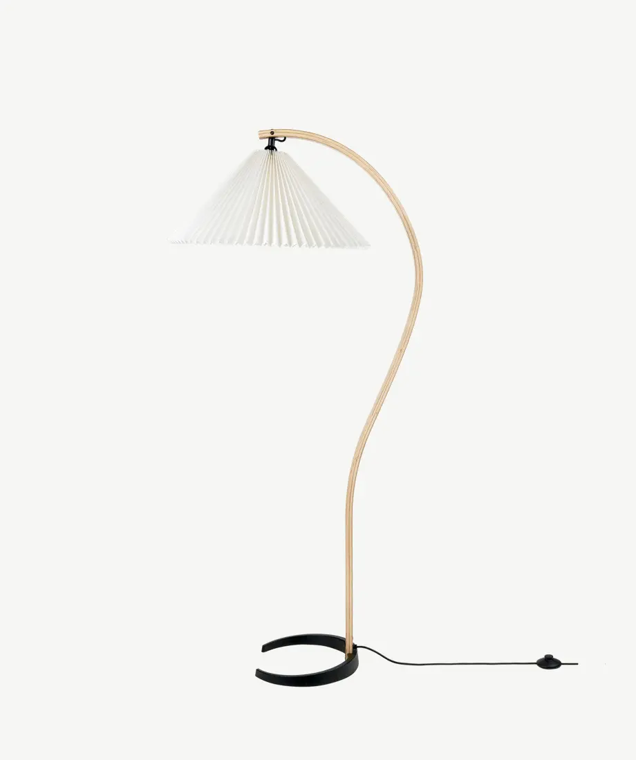 Gravity Floor Lamp